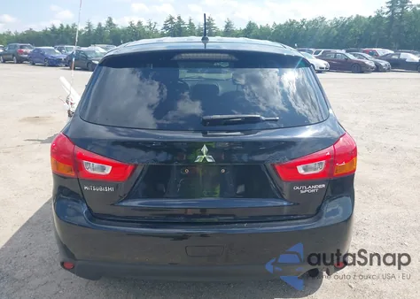 2015 Mitsubishi Outlander Sport Es z USA, uszkodzony, nr VIN 4A4AR3AU0FE003756